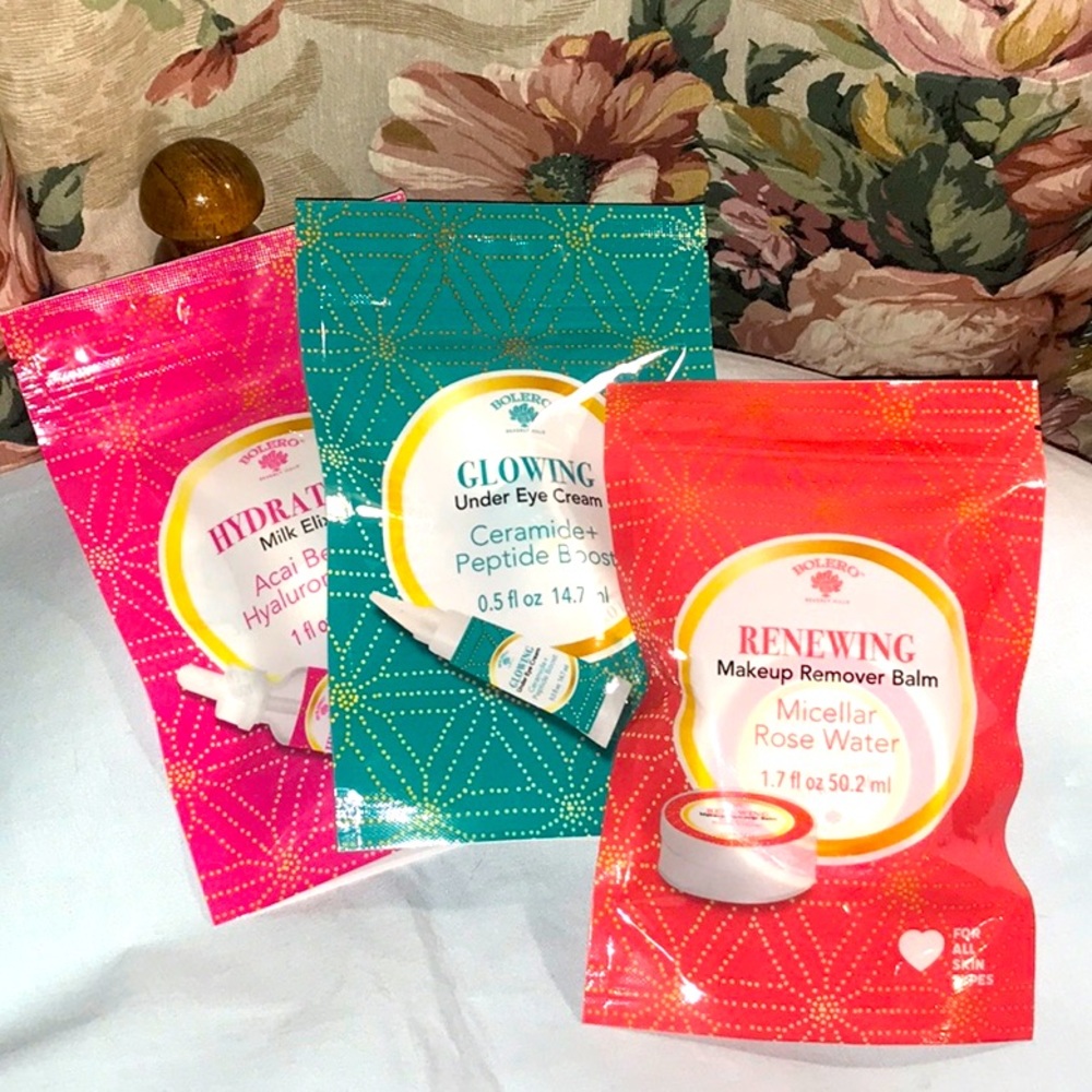 ‼️‼️🆕3pc Luxury Skincare Bundle: Rose Water, Ceram…